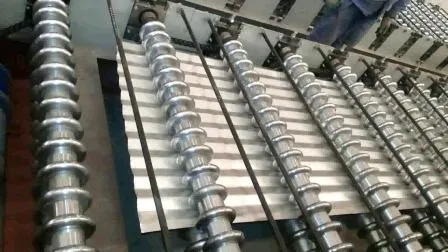 Maschine zur Herstellung von Wellblech aus verzinktem Aluminium für Metalldächer